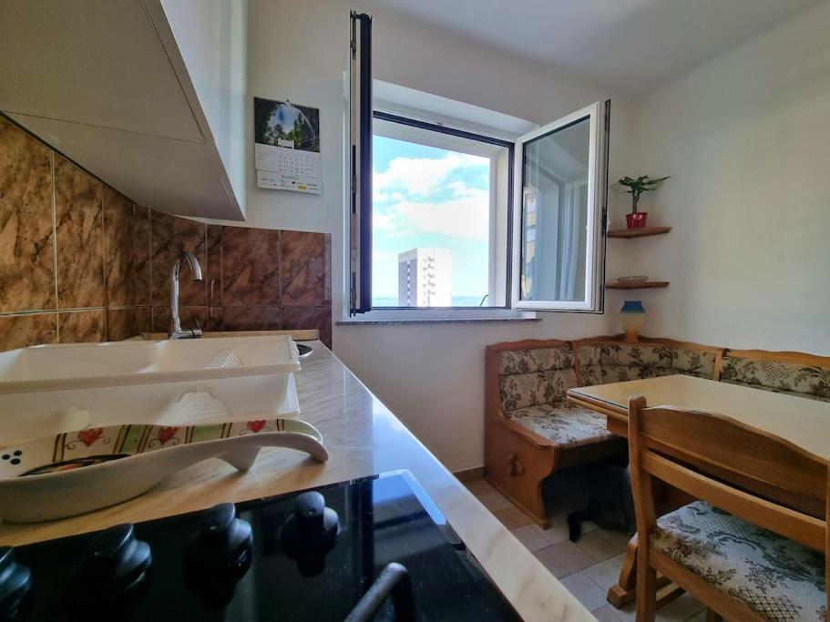 Apartman Luka Rijeka Exterior photo
